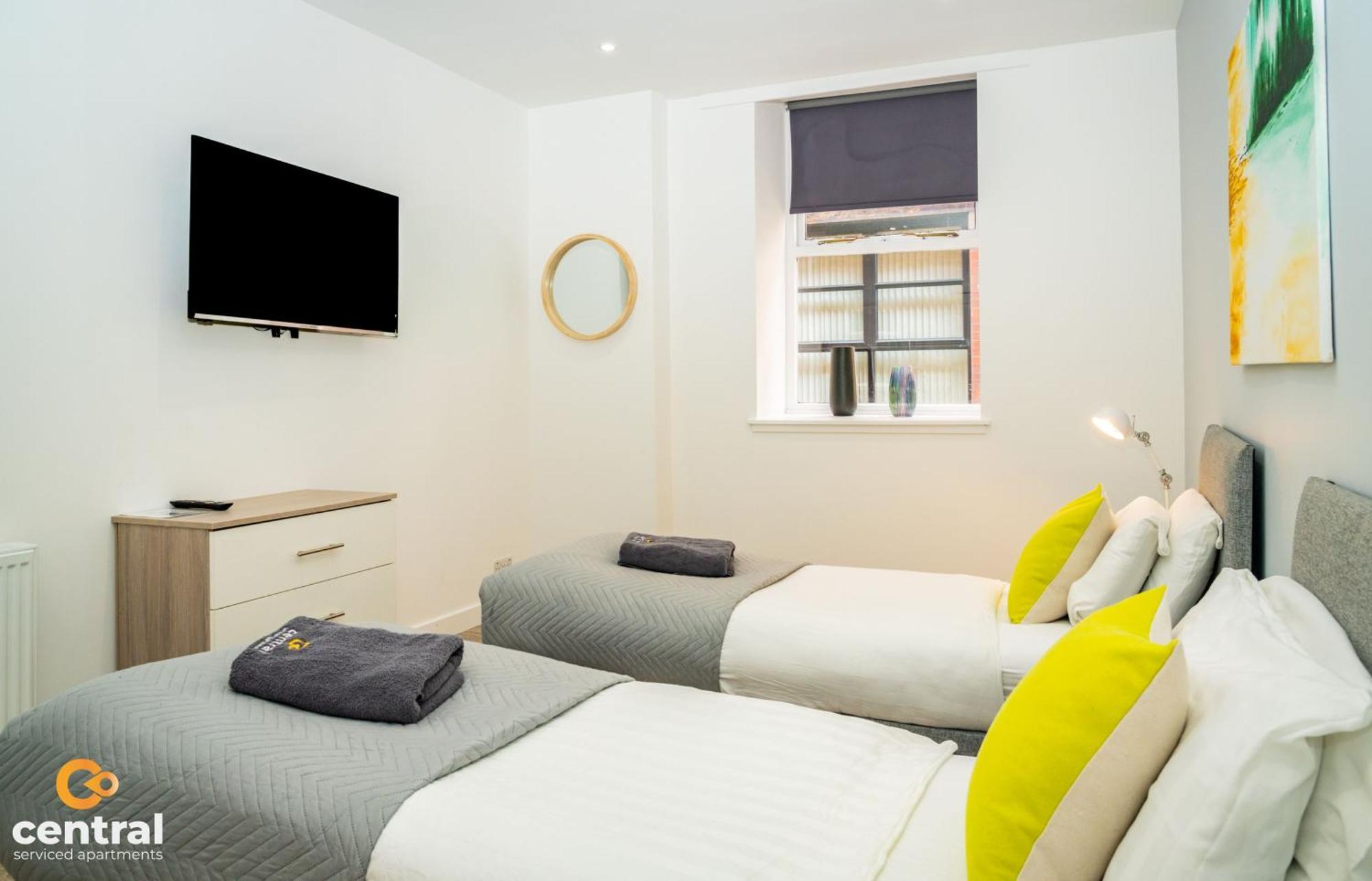 Central Serviced Apartments - 2 Bedroom - Walk Away From City Centre & Universities - Sleeps 4 - 3 X Double Beds - Smart Tvs In All Rooms - Short Term Stays Welcome - Walk Away From Train & Bus Station - Preferred Location For Short Stay In Дънди Екстериор снимка