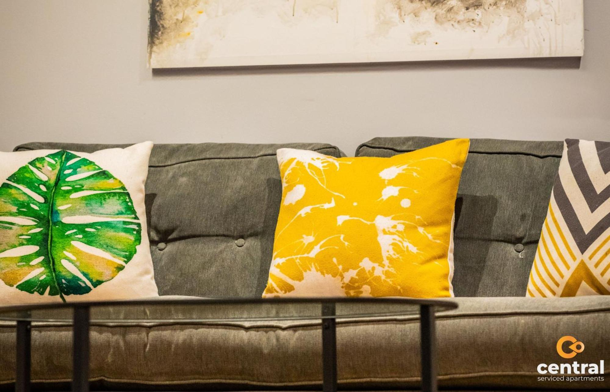 Central Serviced Apartments - 2 Bedroom - Walk Away From City Centre & Universities - Sleeps 4 - 3 X Double Beds - Smart Tvs In All Rooms - Short Term Stays Welcome - Walk Away From Train & Bus Station - Preferred Location For Short Stay In Дънди Екстериор снимка